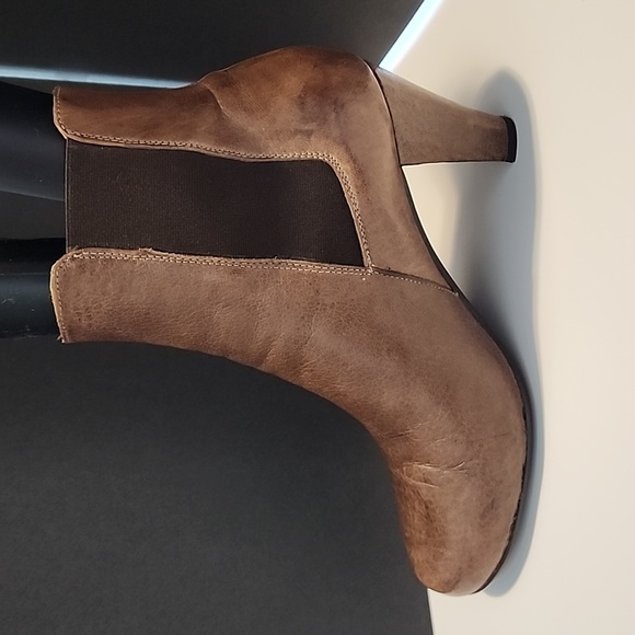 Womens 9 Artisan Italian Cinque Lampada Lt Brown Over the Ankle Boot Sz 39 1/2 - Picture 5 of 11